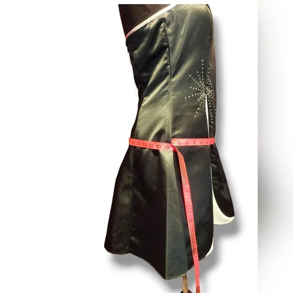 Black and white tuxedo style dress - Picture 4 of 11